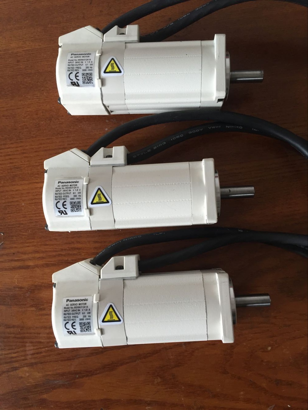 Neuer Panasonic 100 W 200 V AC-Servomotor MSMA012A1A